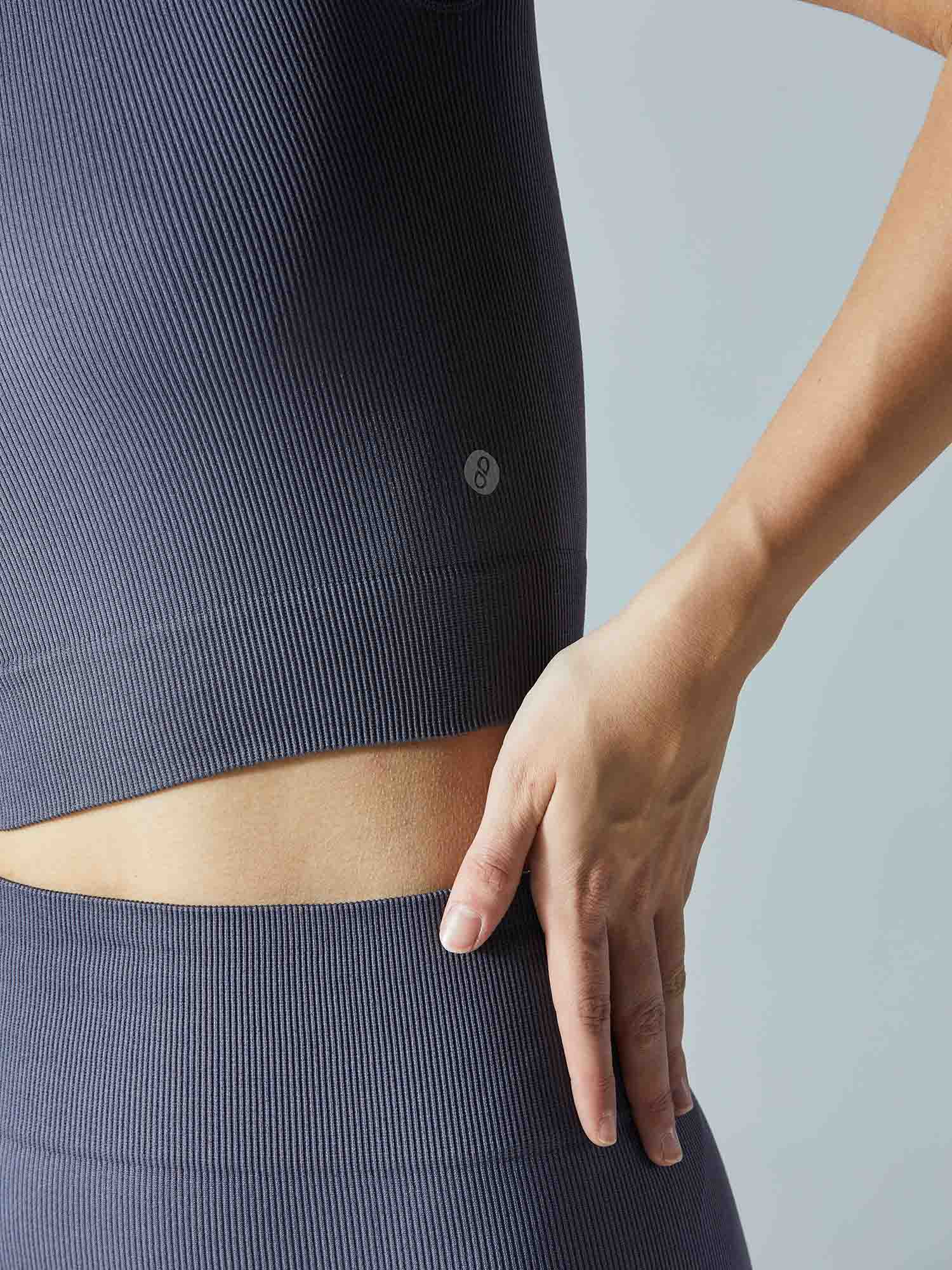 Ash Pulse Cropped T-shirt - Image 7