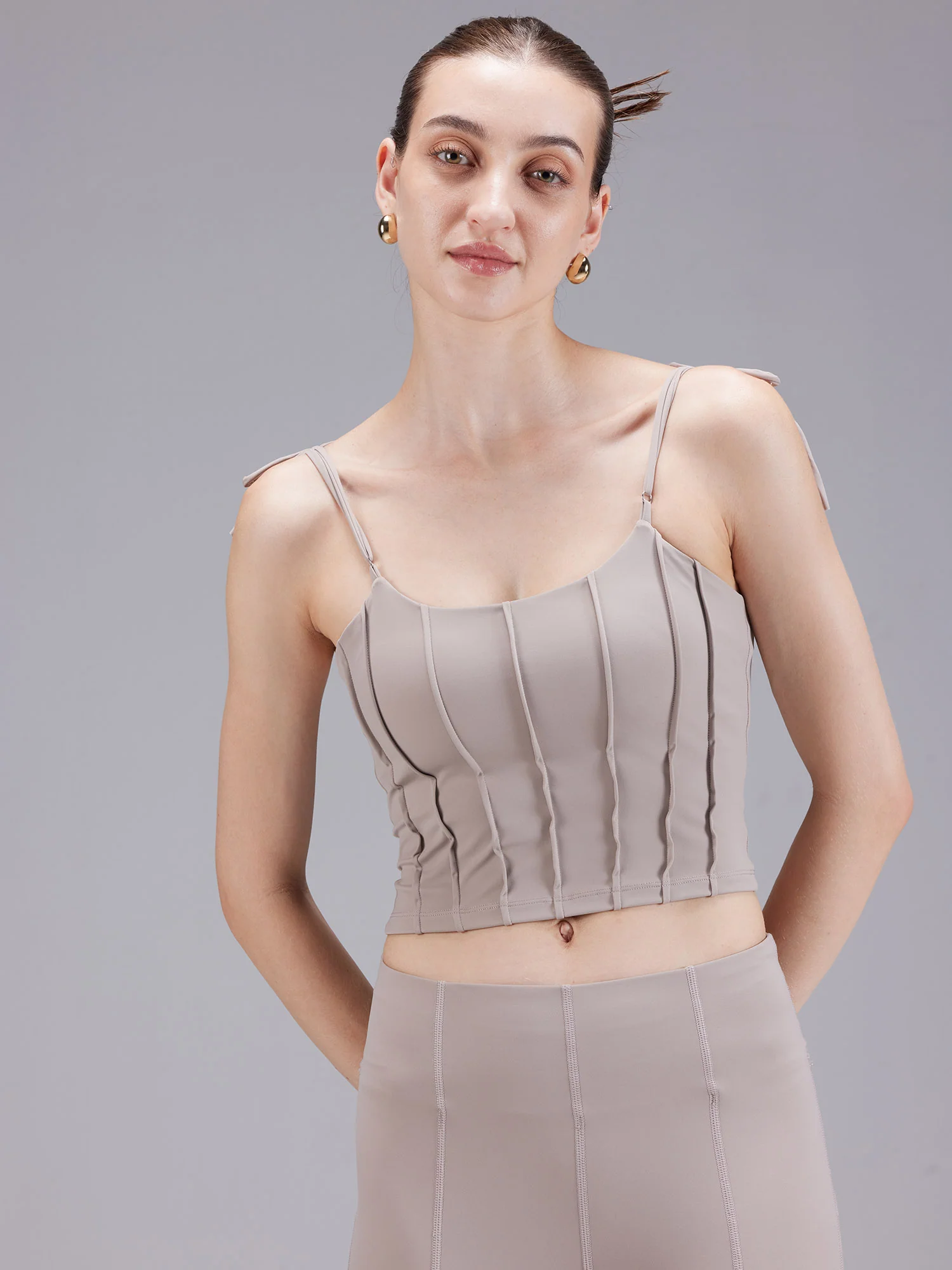 Beige Knot-Retro Set - Image 6