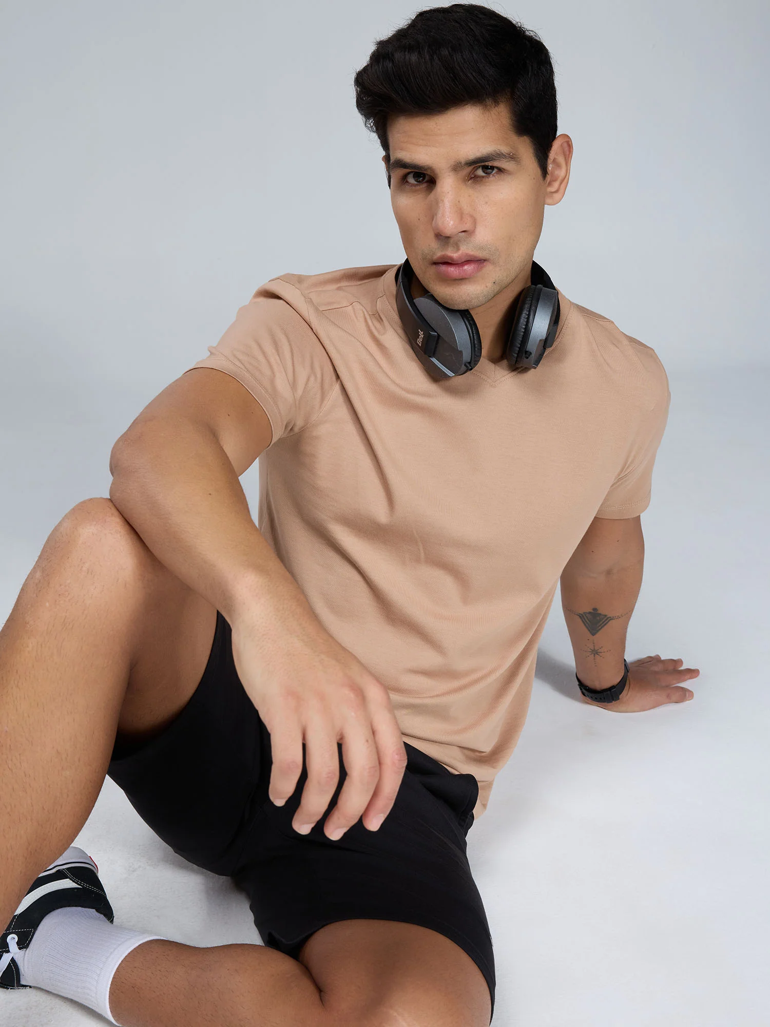 Beige Supima V Neck T-shirt - Regular Fit - Image 12
