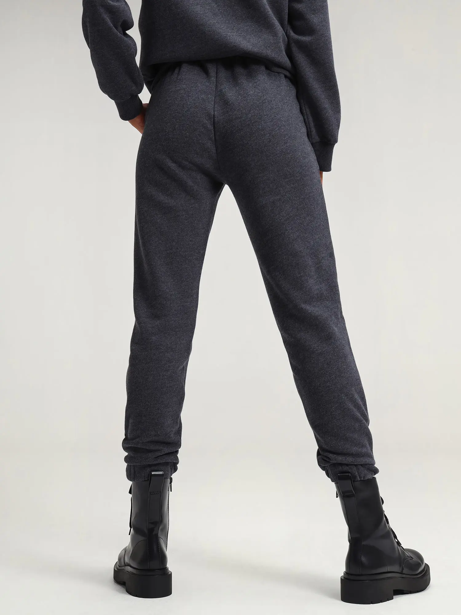 Berlin Grey Cava Essential Sweatsuit - Image 6
