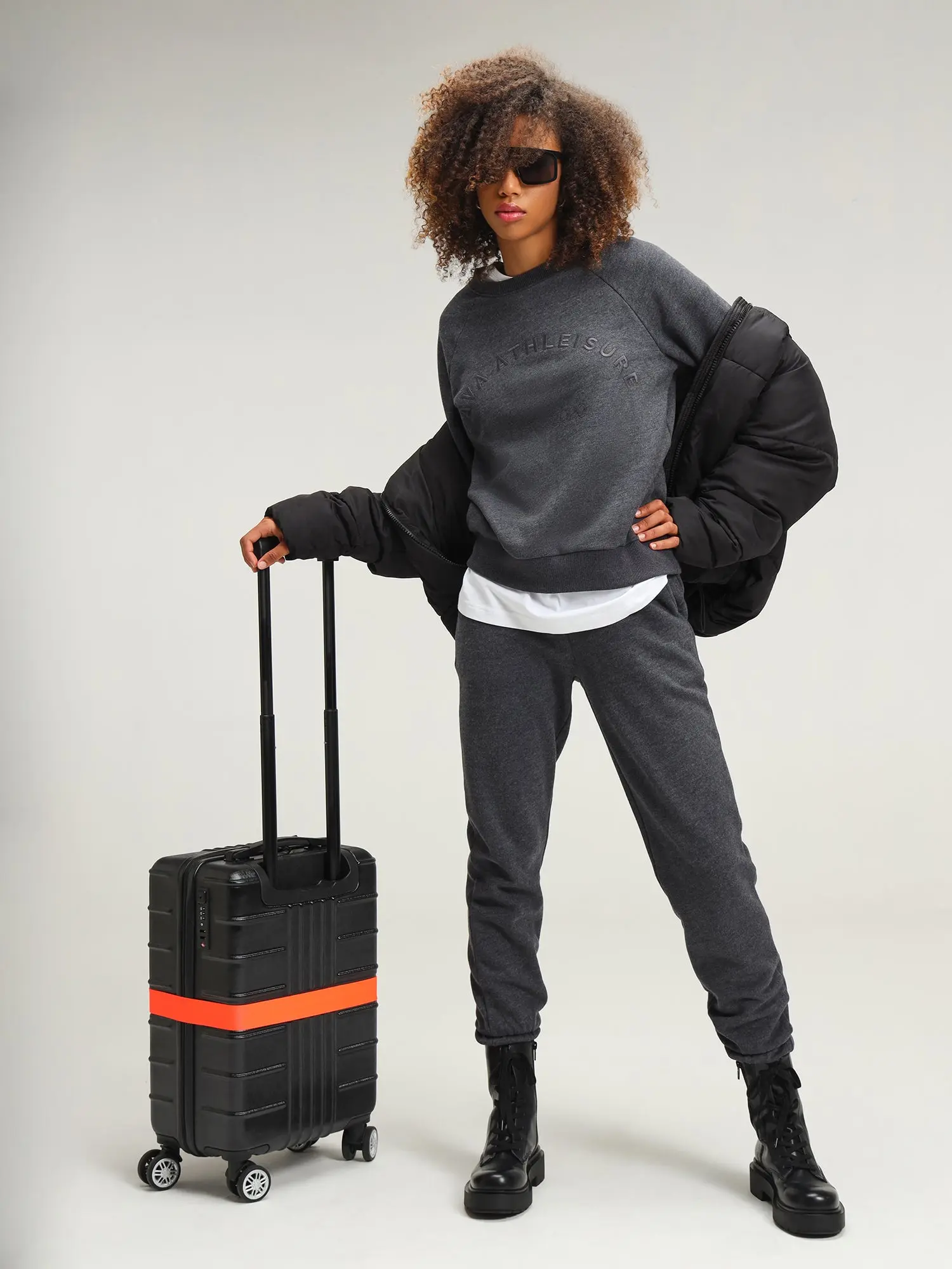 Berlin Grey Cava Essential Sweatsuit - Image 9