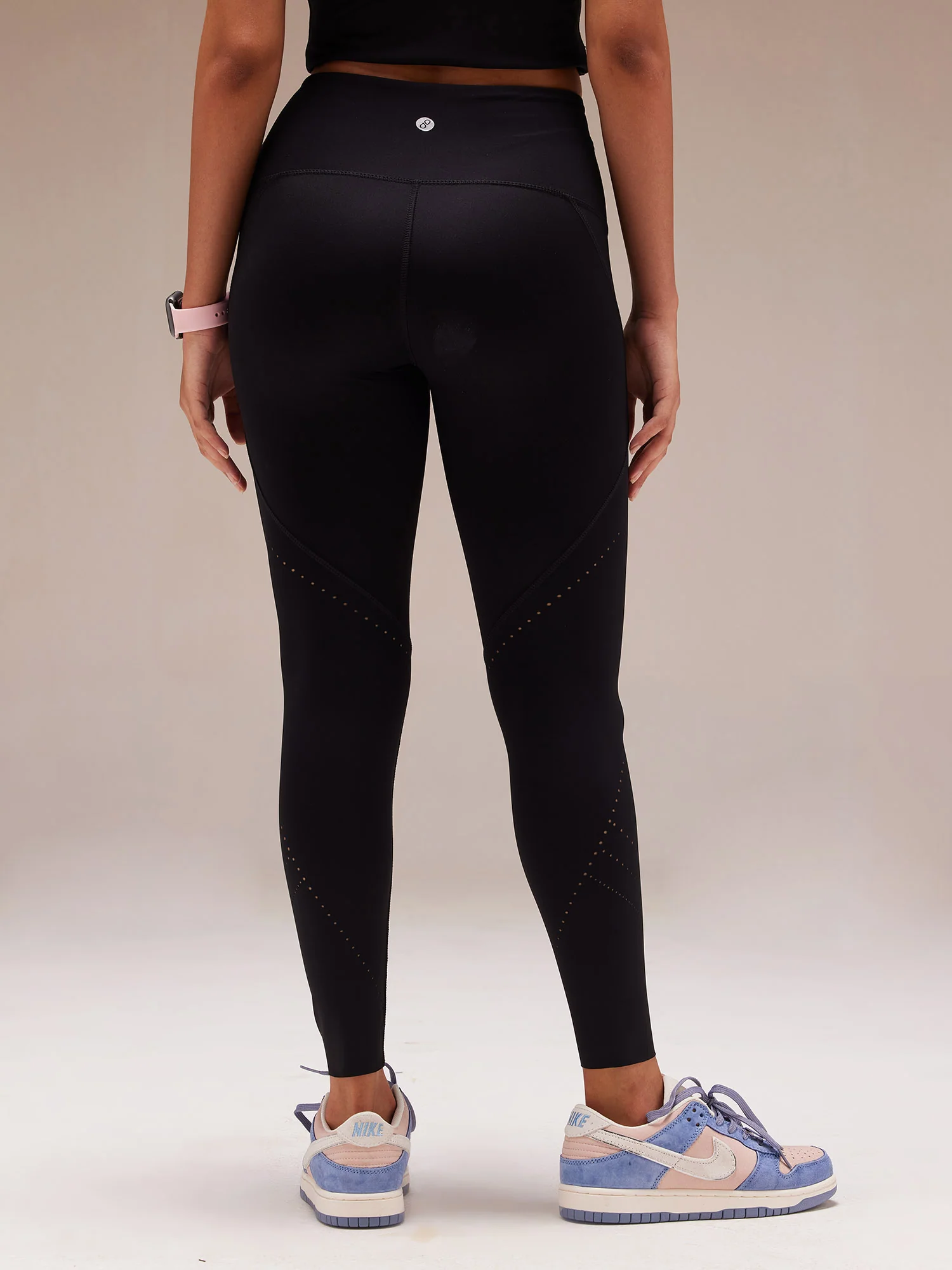 Black Airflow Leggings - Image 3