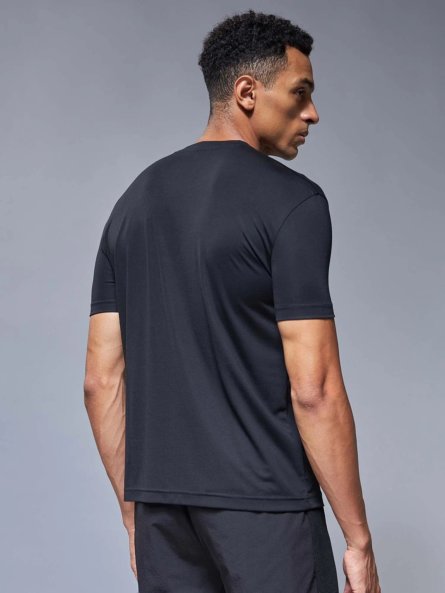 Black Chase T-shirt - Image 3