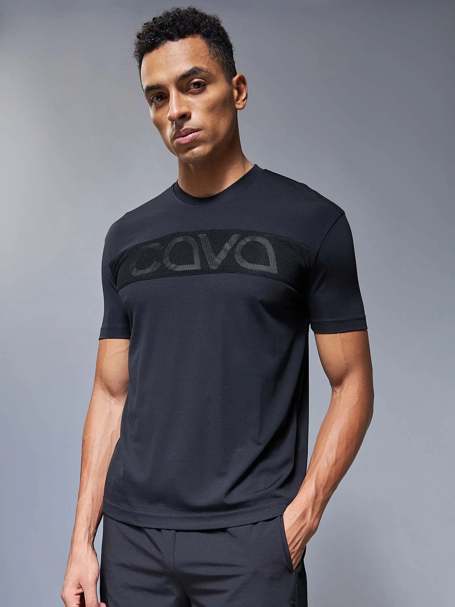 Black Chase T-shirt - Image 4