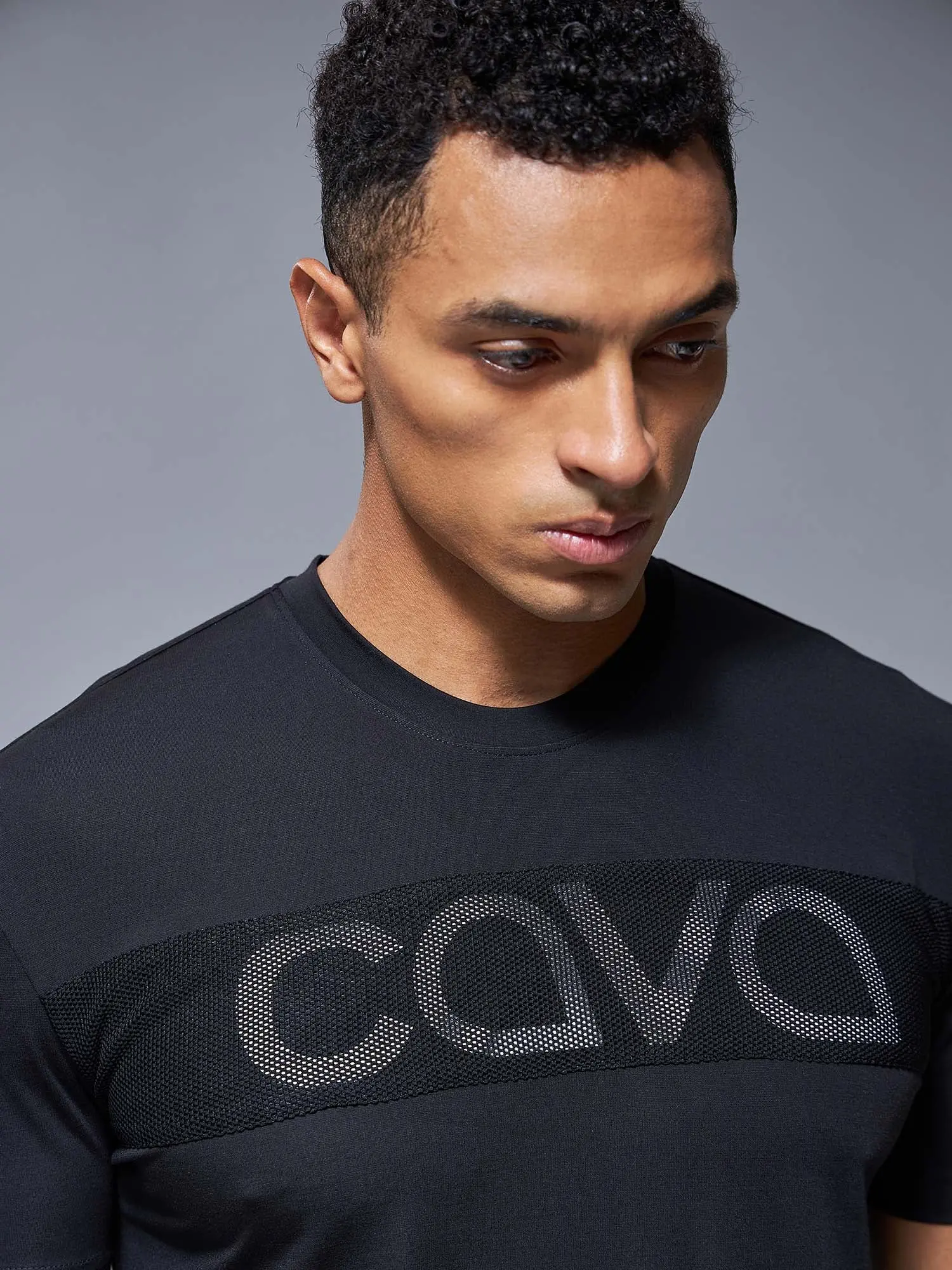 Black Chase T-shirt - Image 5