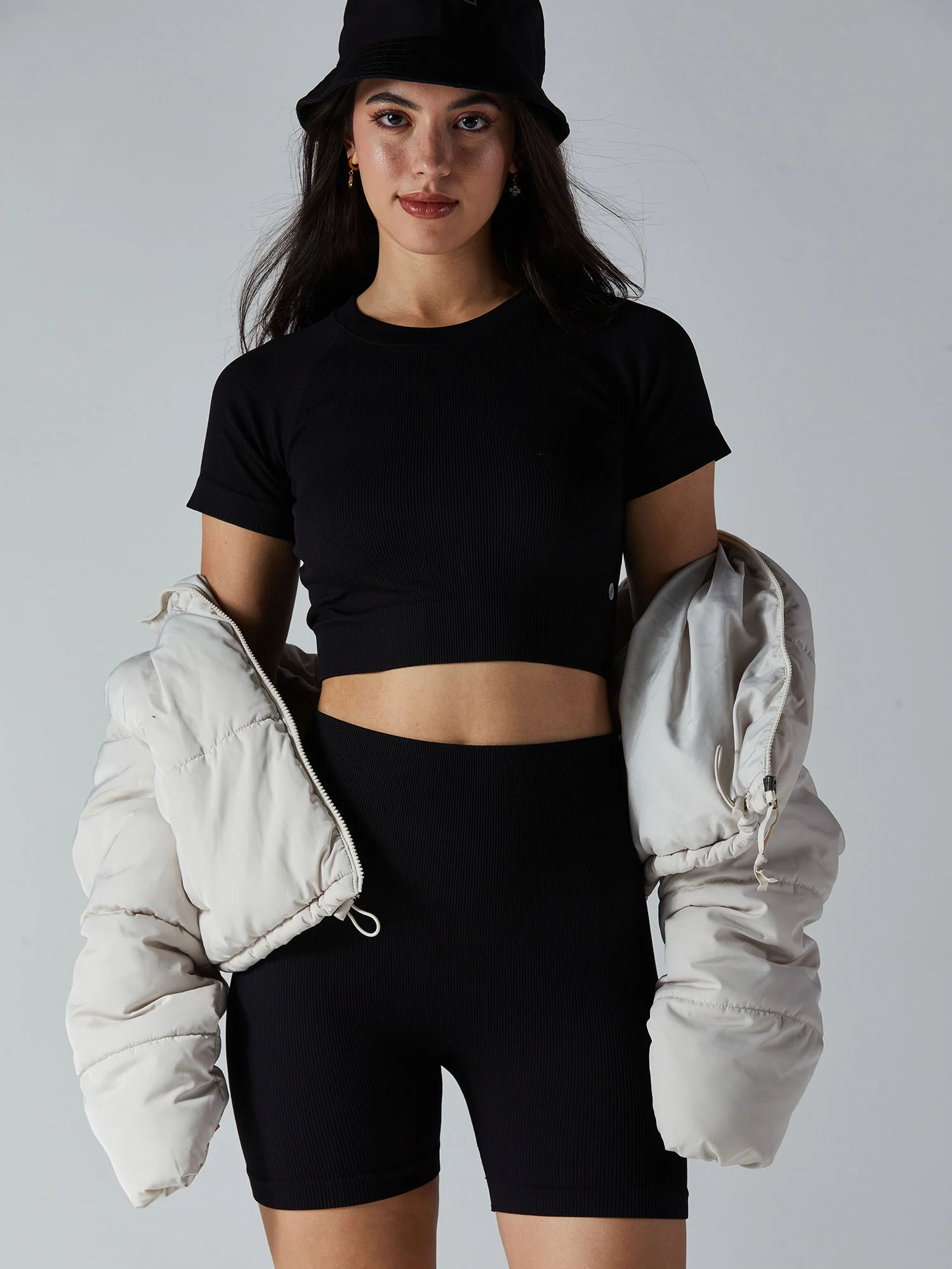 Black Pulse Cropped T-shirt - Image 11
