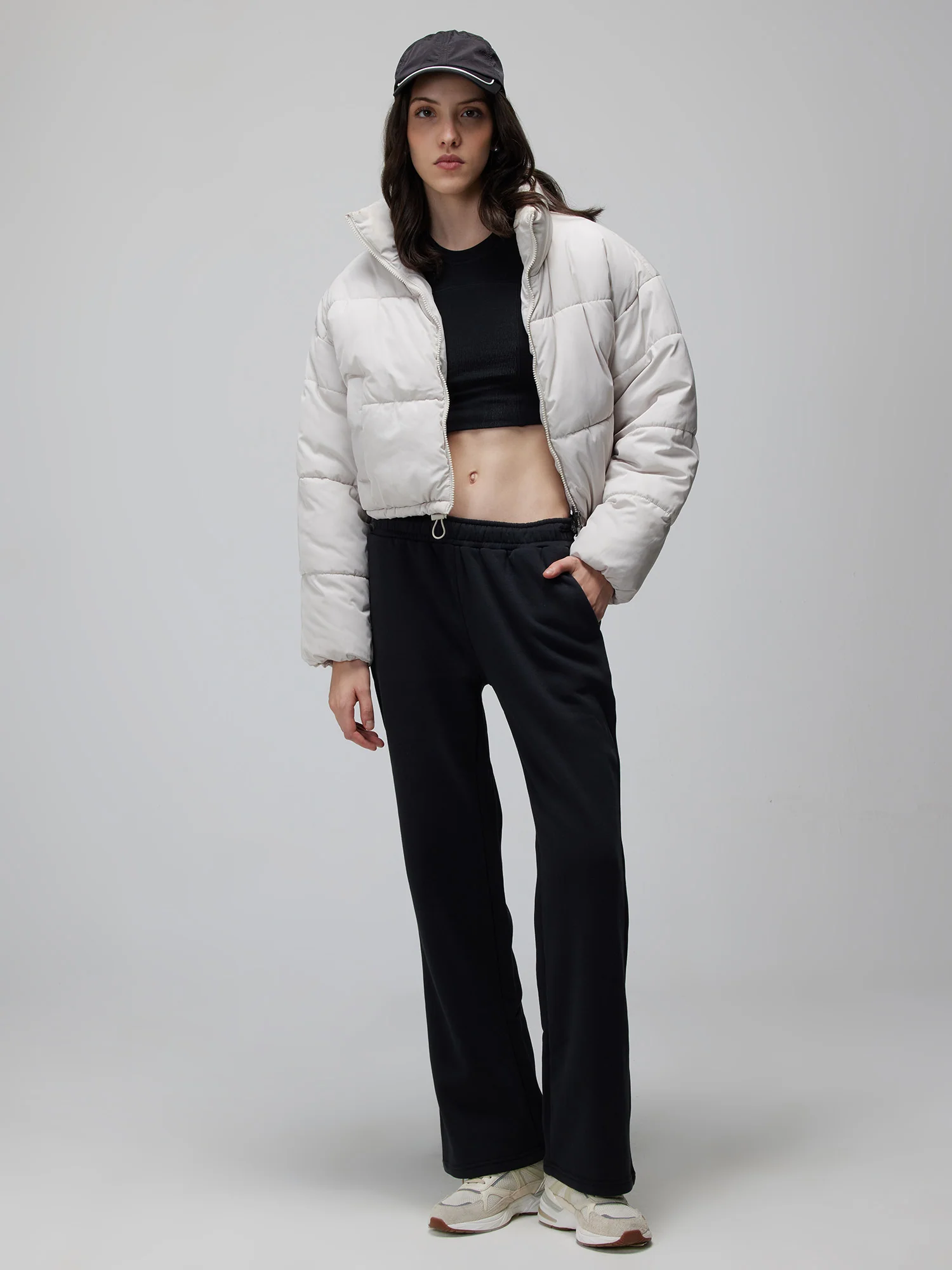 Black Relaxed Wide Leg Pants - Image 2