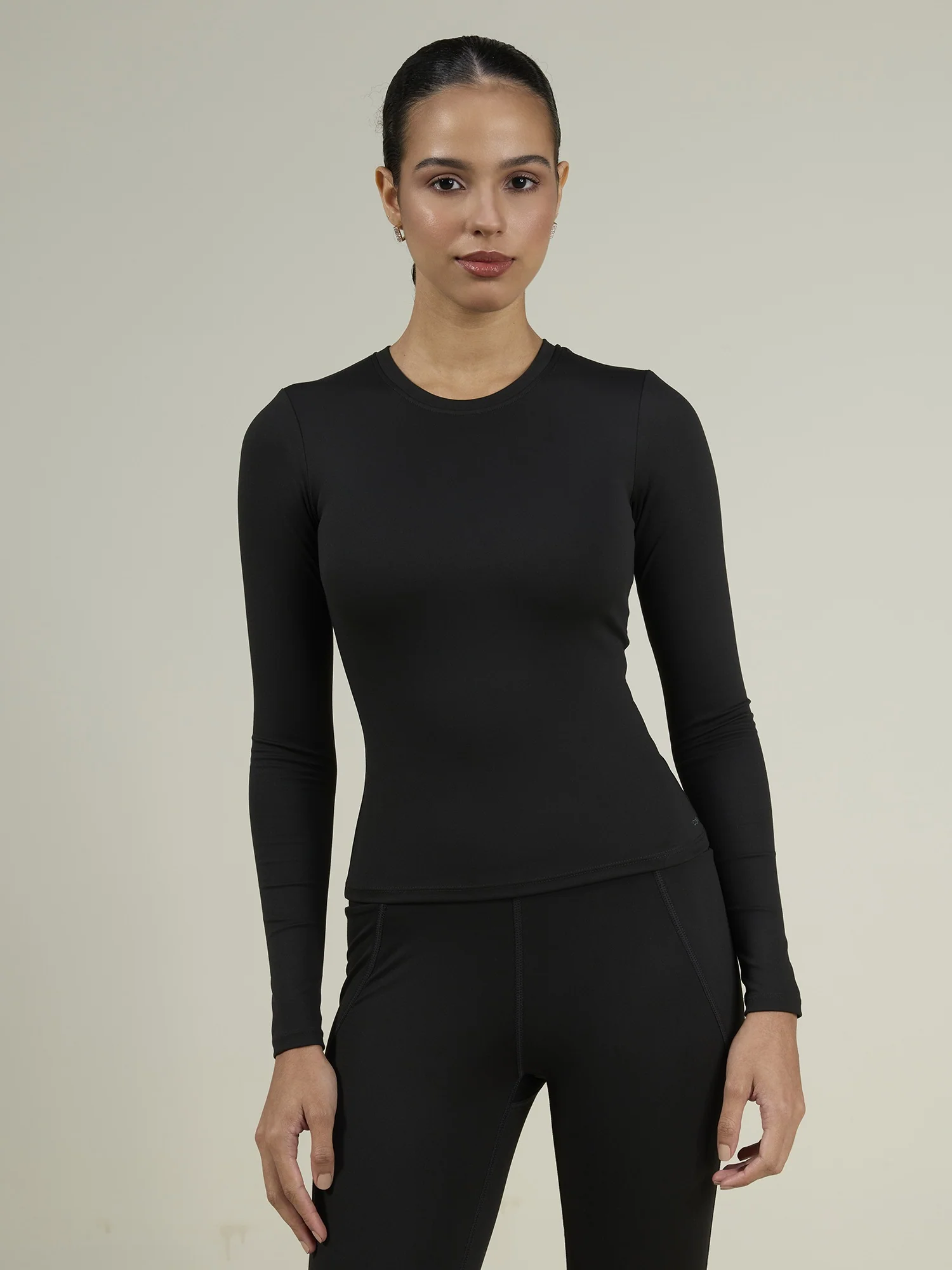 Black Sculpt Crew Top - Image 5