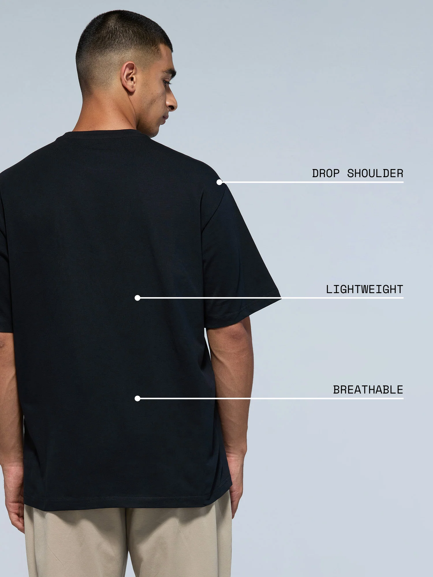 Black Solid Oversized Tee - Men - Image 4