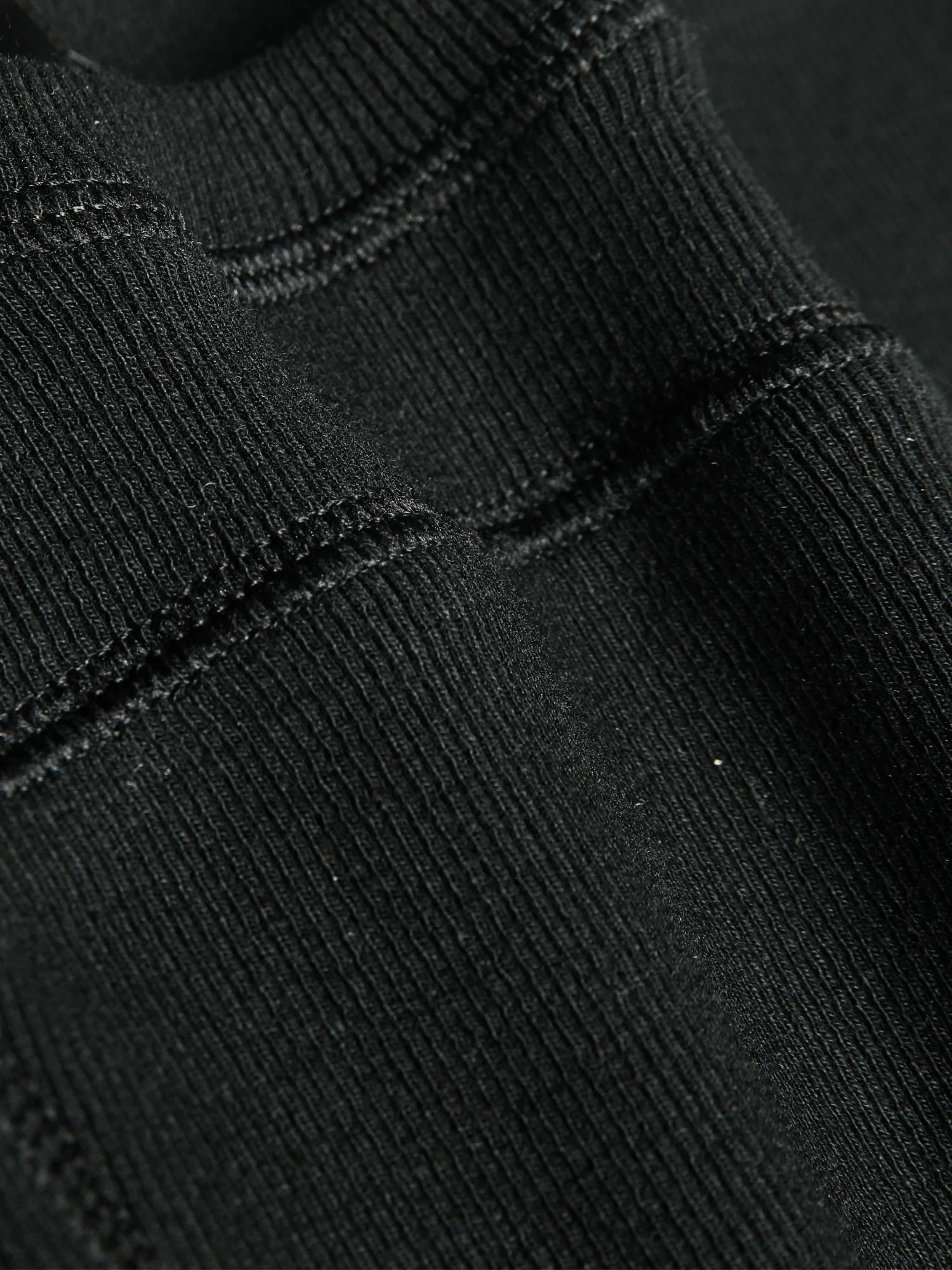 Black Super Snug Top - Image 10