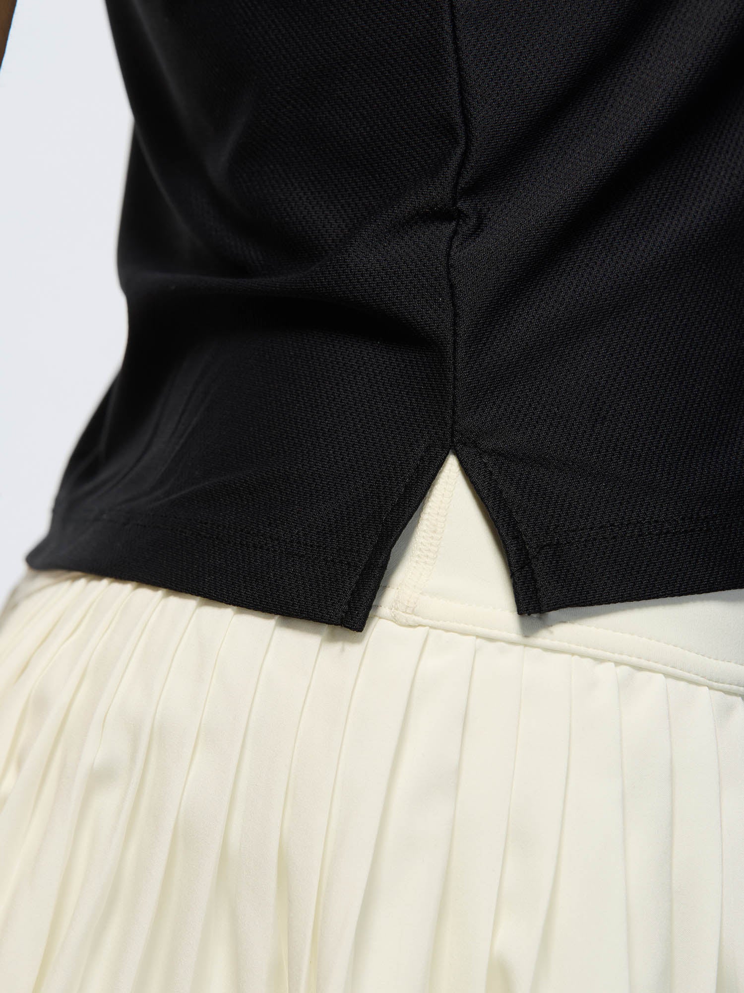 Black Techpique Sleeveless Polo - Image 9