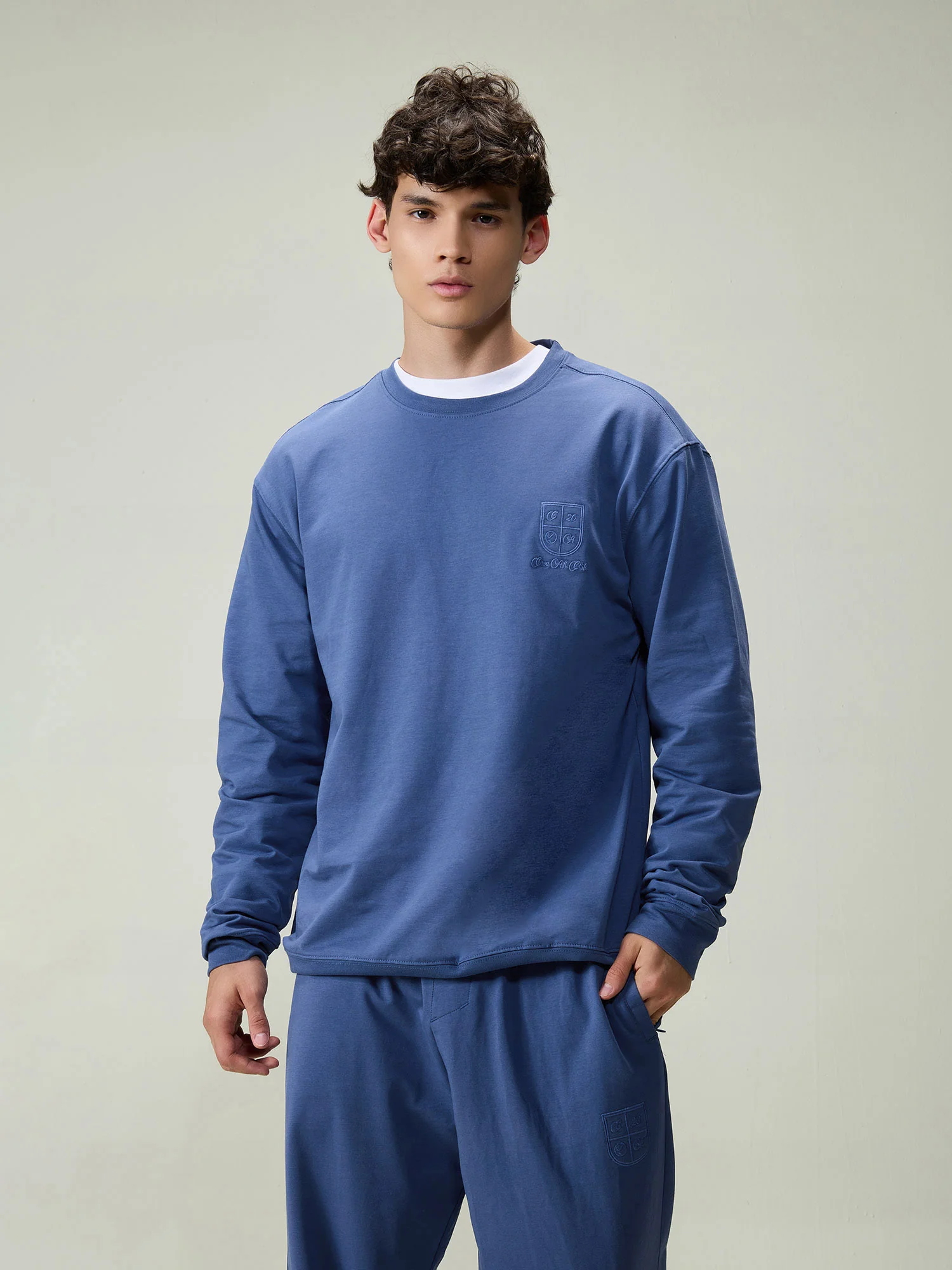 Blue Everywear Sweatshirt - Image 5