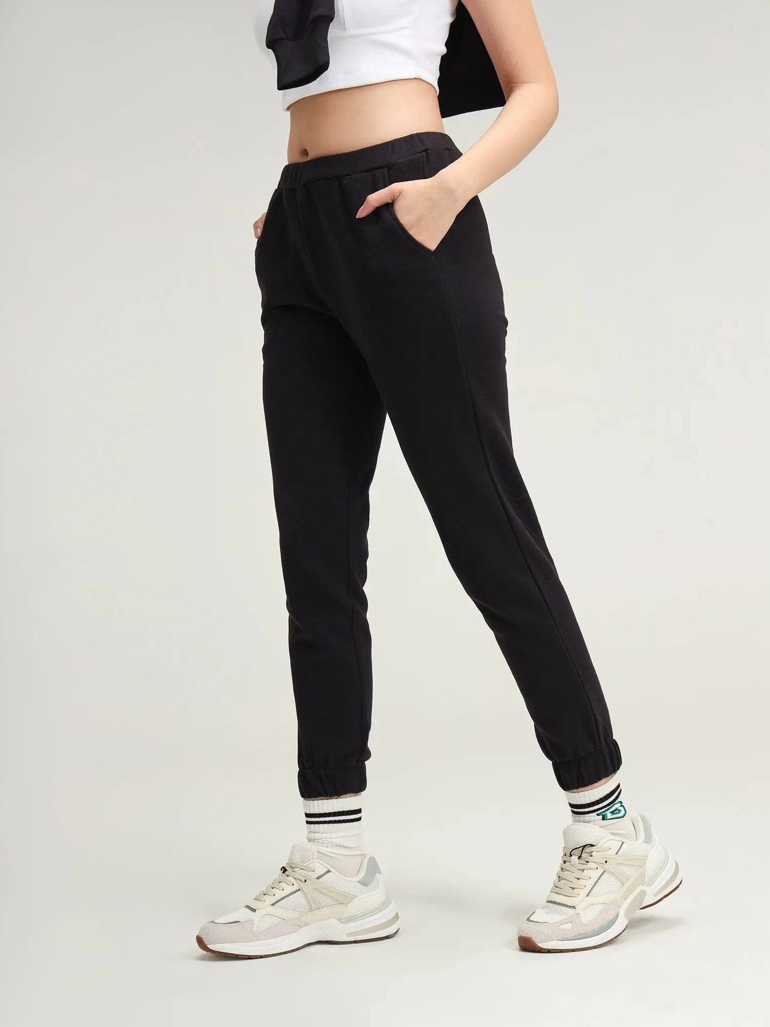 Boston Black Cava Essential Sweatsuit - Image 4