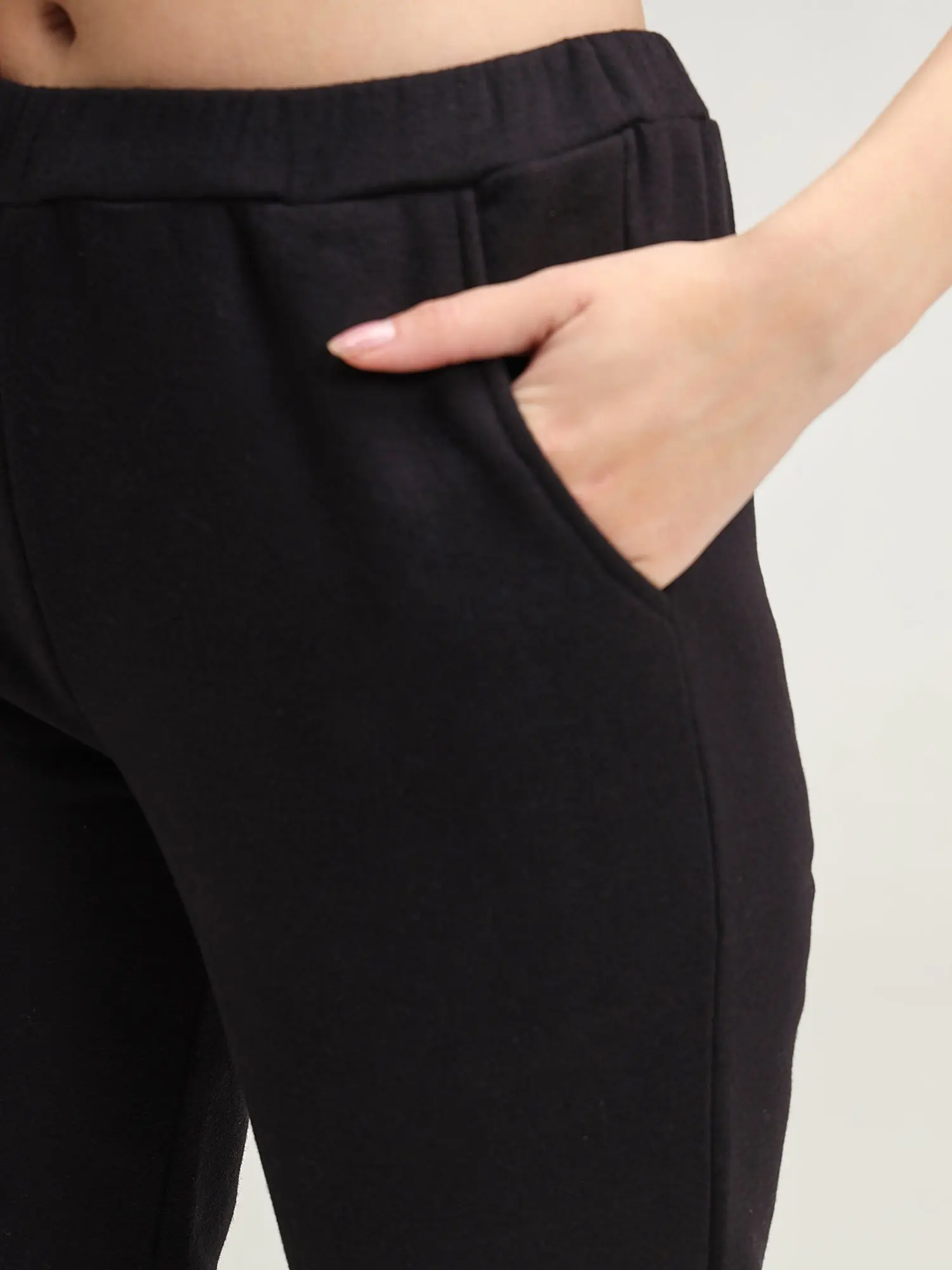 Boston Black Cava Essential Sweatsuit - Image 7