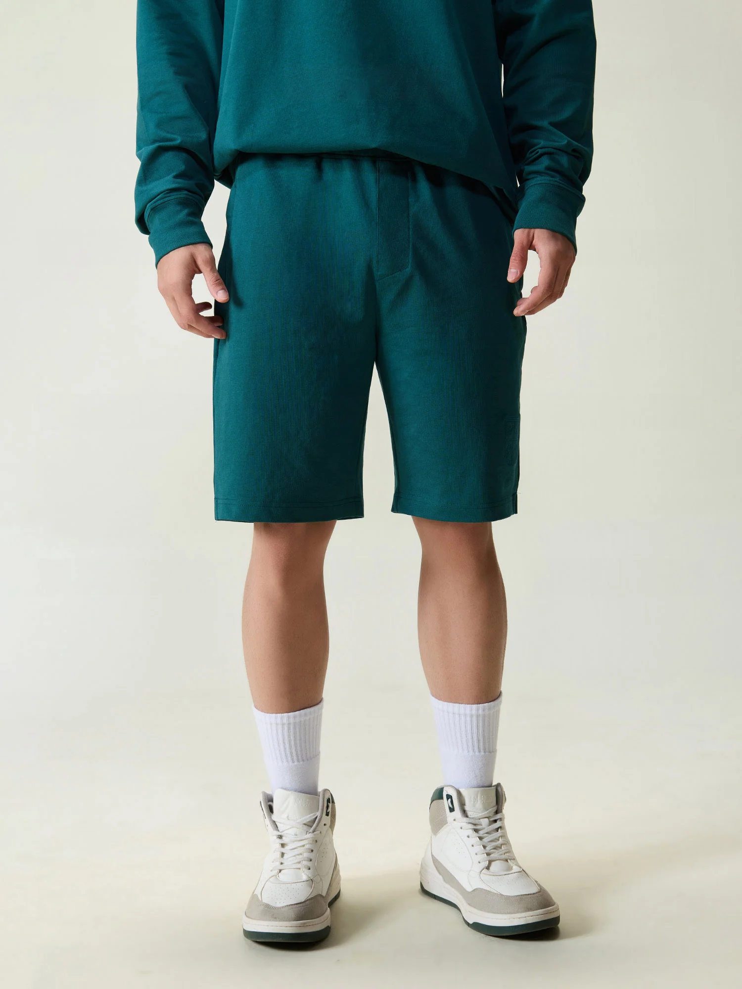 Green Cotton Leisure Shorts - Image 5