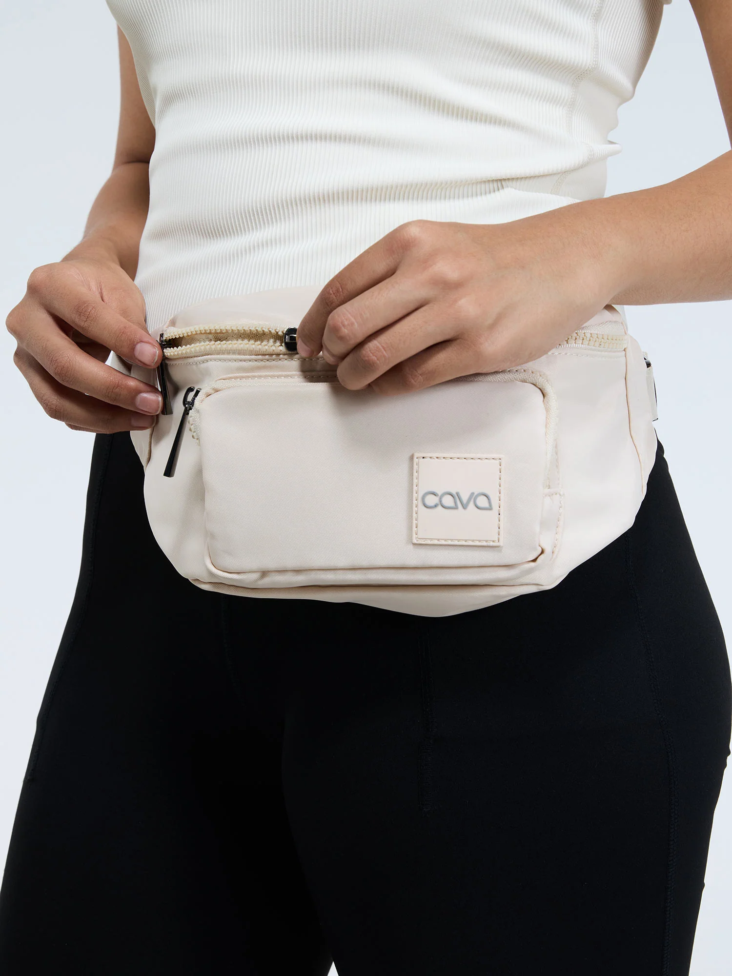 Ivory Cava Buckle-up Bag - Image 4
