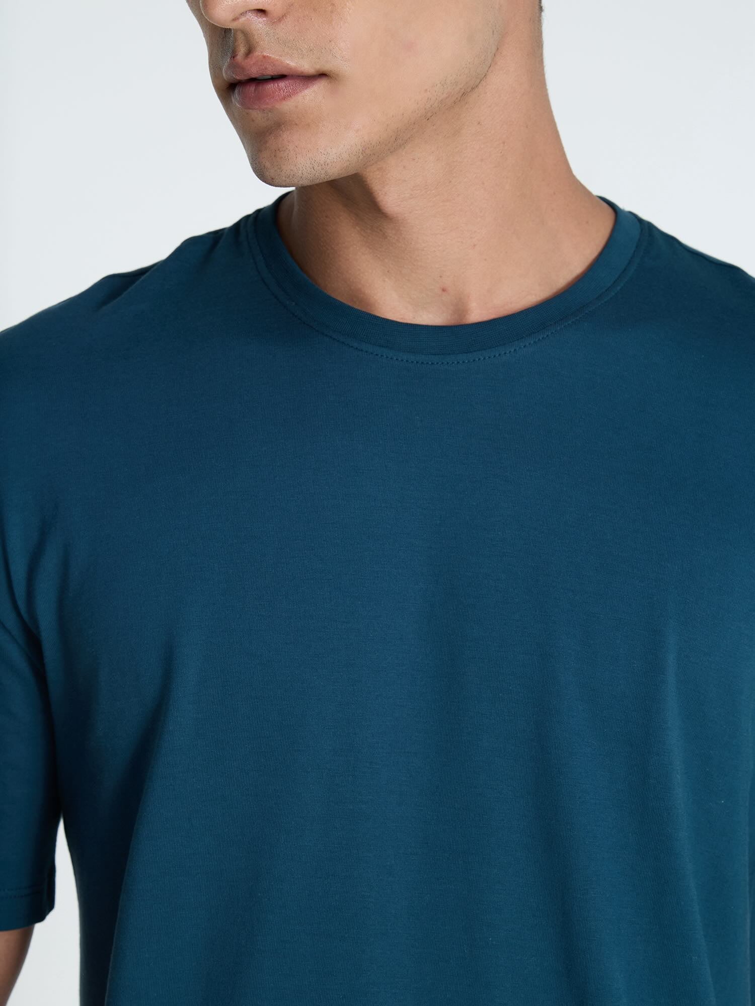 Jade Supima Crew Neck T-shirt - Relaxed Fit - Image 5