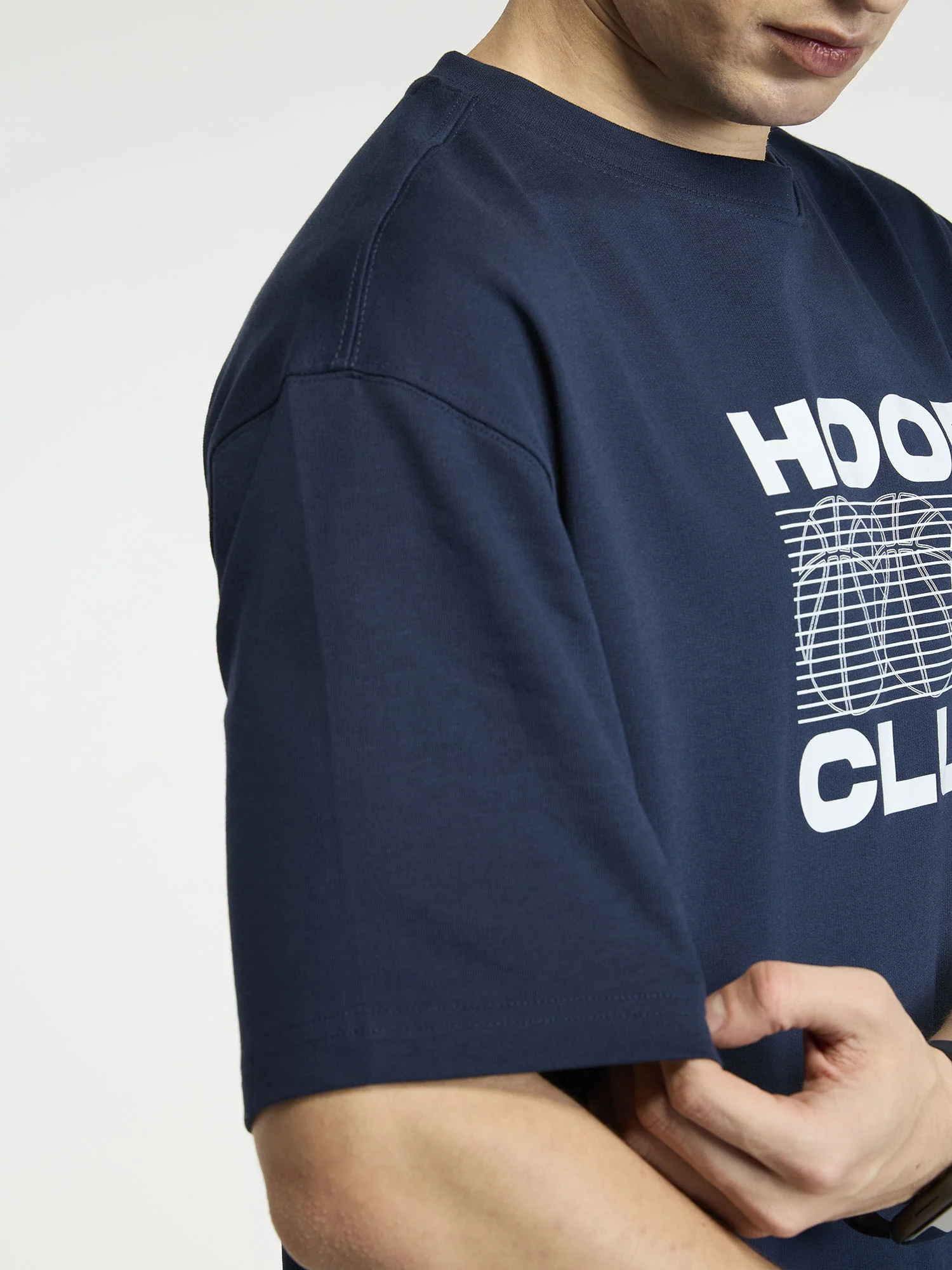 Navy Certified Hoopers Oversized Printed Tee - Men - Image 9