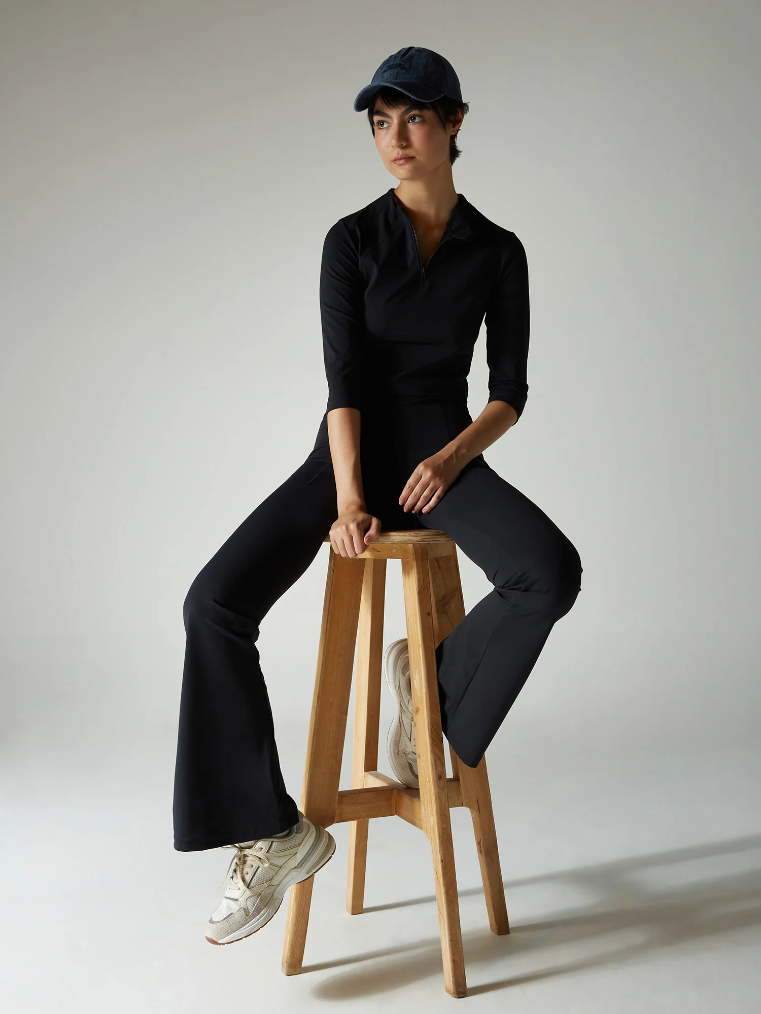Obsidian Black Hourglass Flared Leggings - Image 13