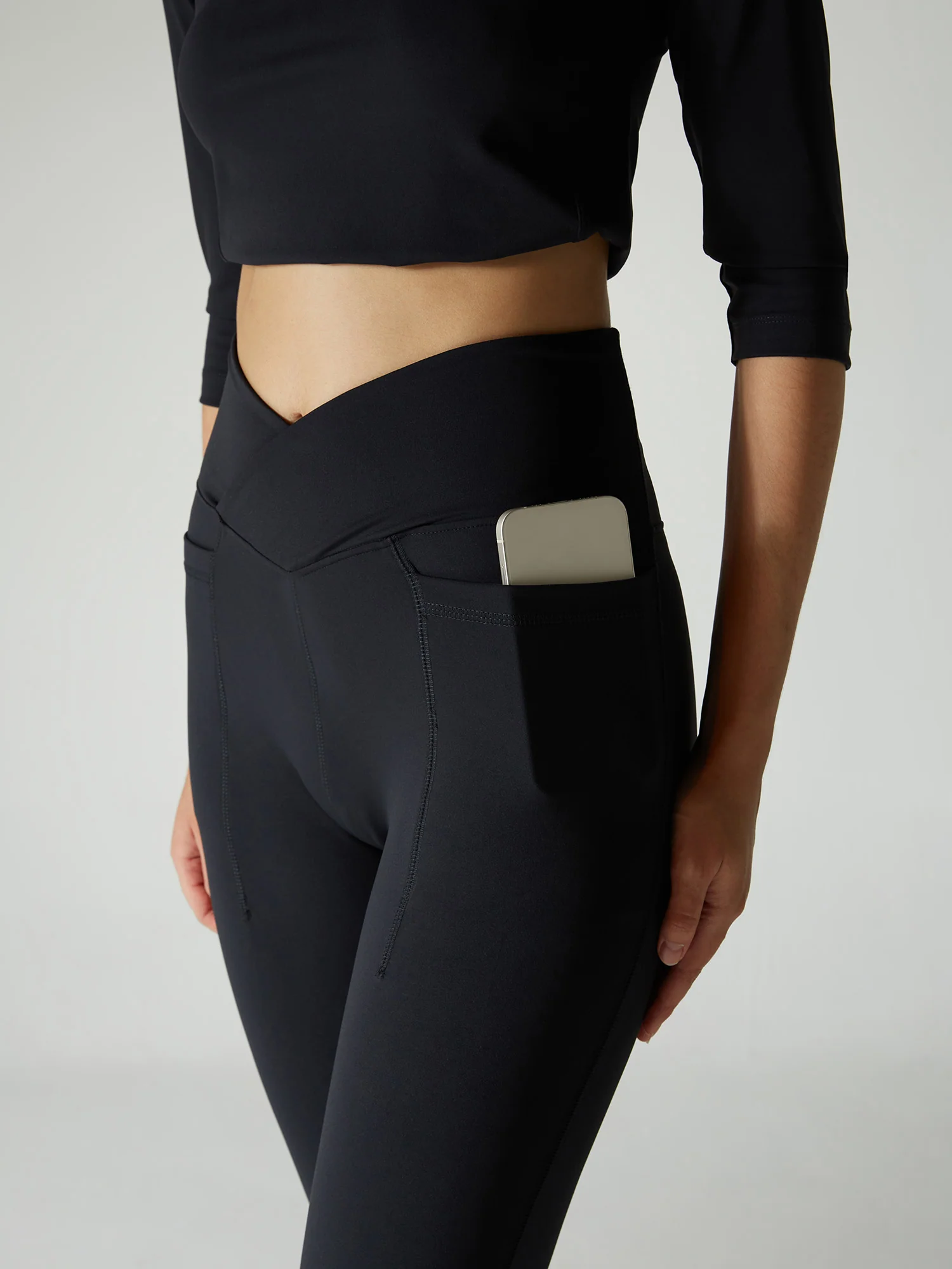 Obsidian Black Hourglass Flared Leggings - Image 19