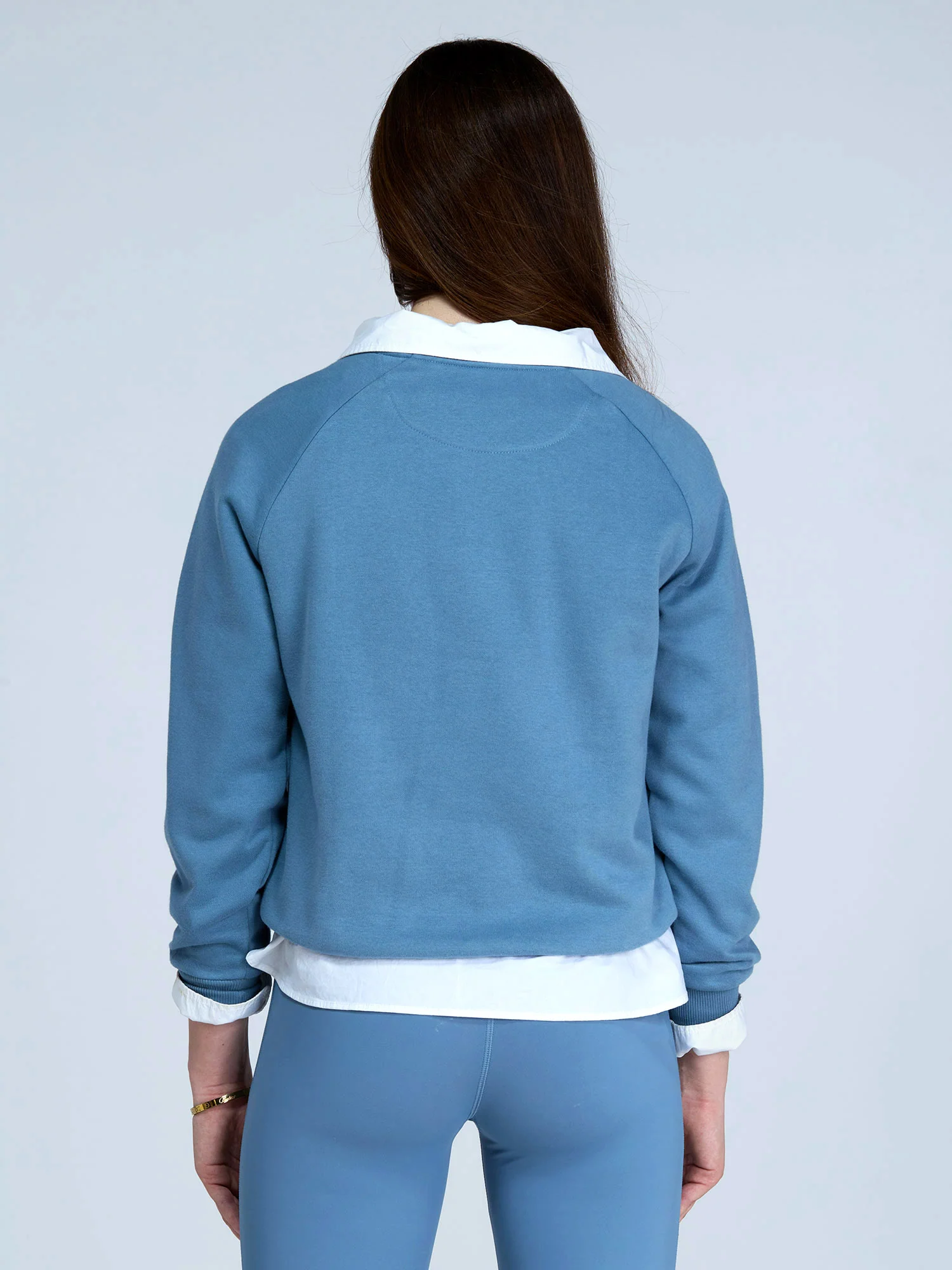 Pebble Cava Essential Sweatshirt - Image 6