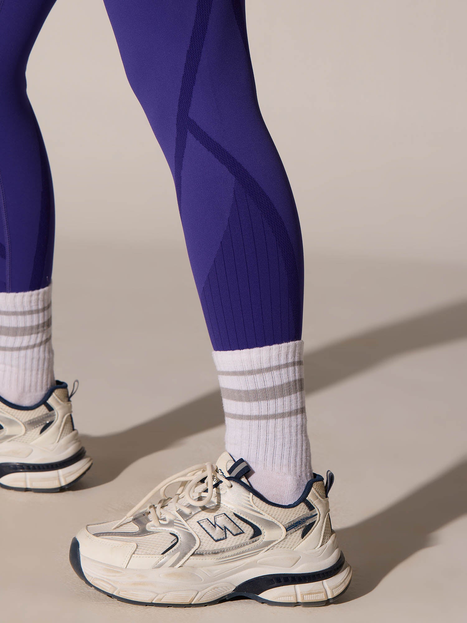 Purple Move Easy Leggings - Image 5