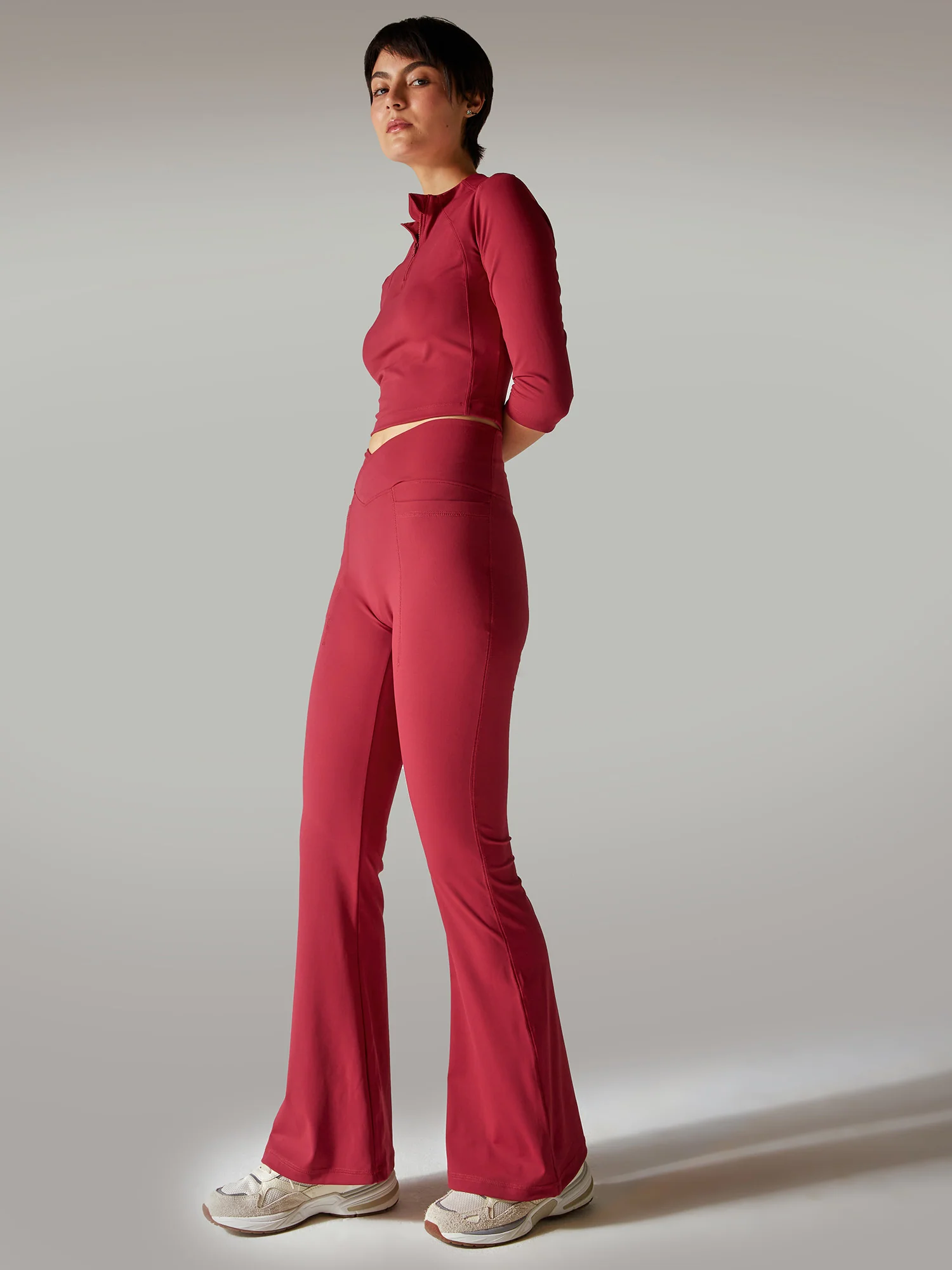 Sienna Red Silhouette Zip Top - Image 4