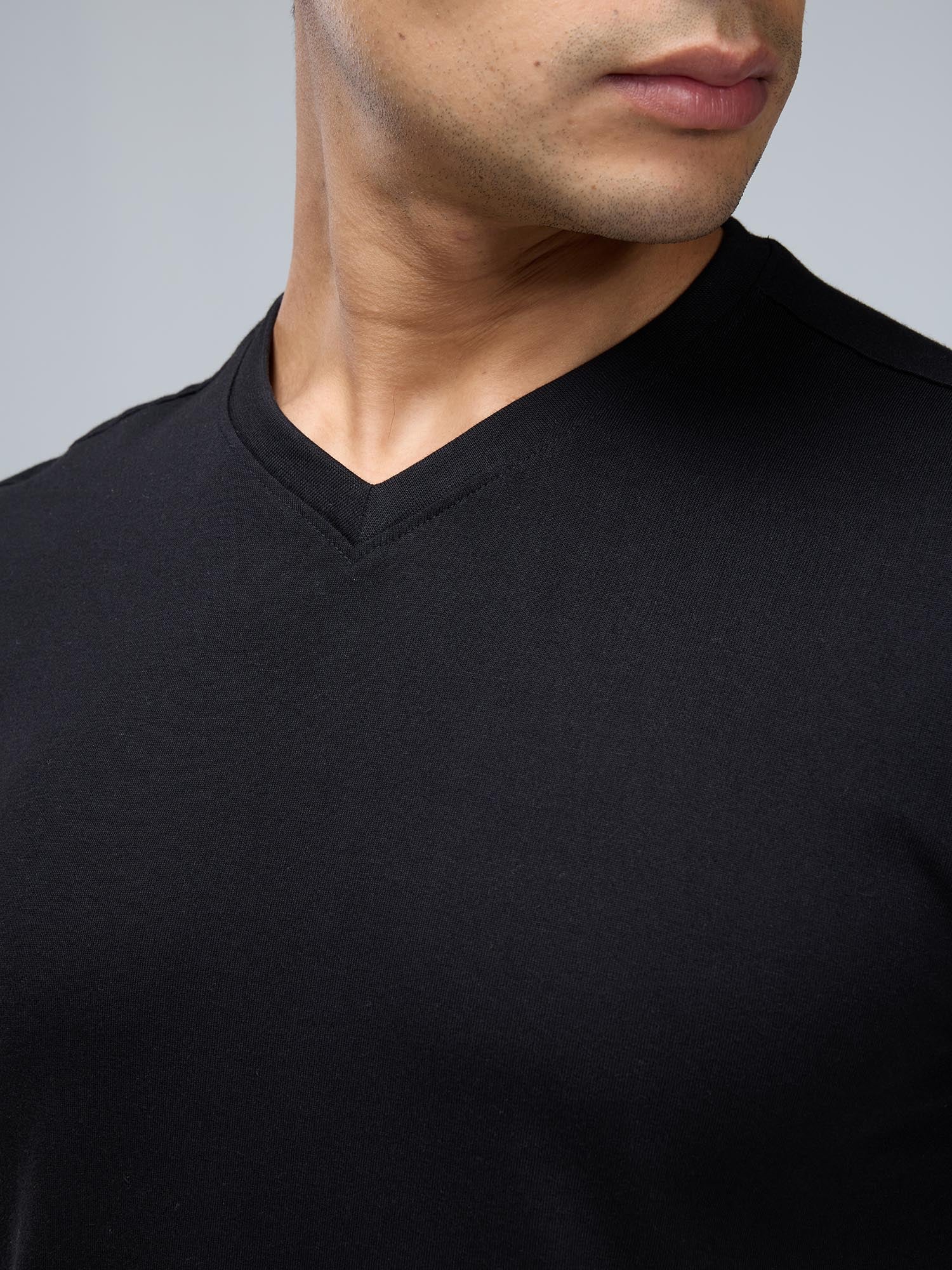 Staple Supima V Neck - Pack of 3 - Image 8