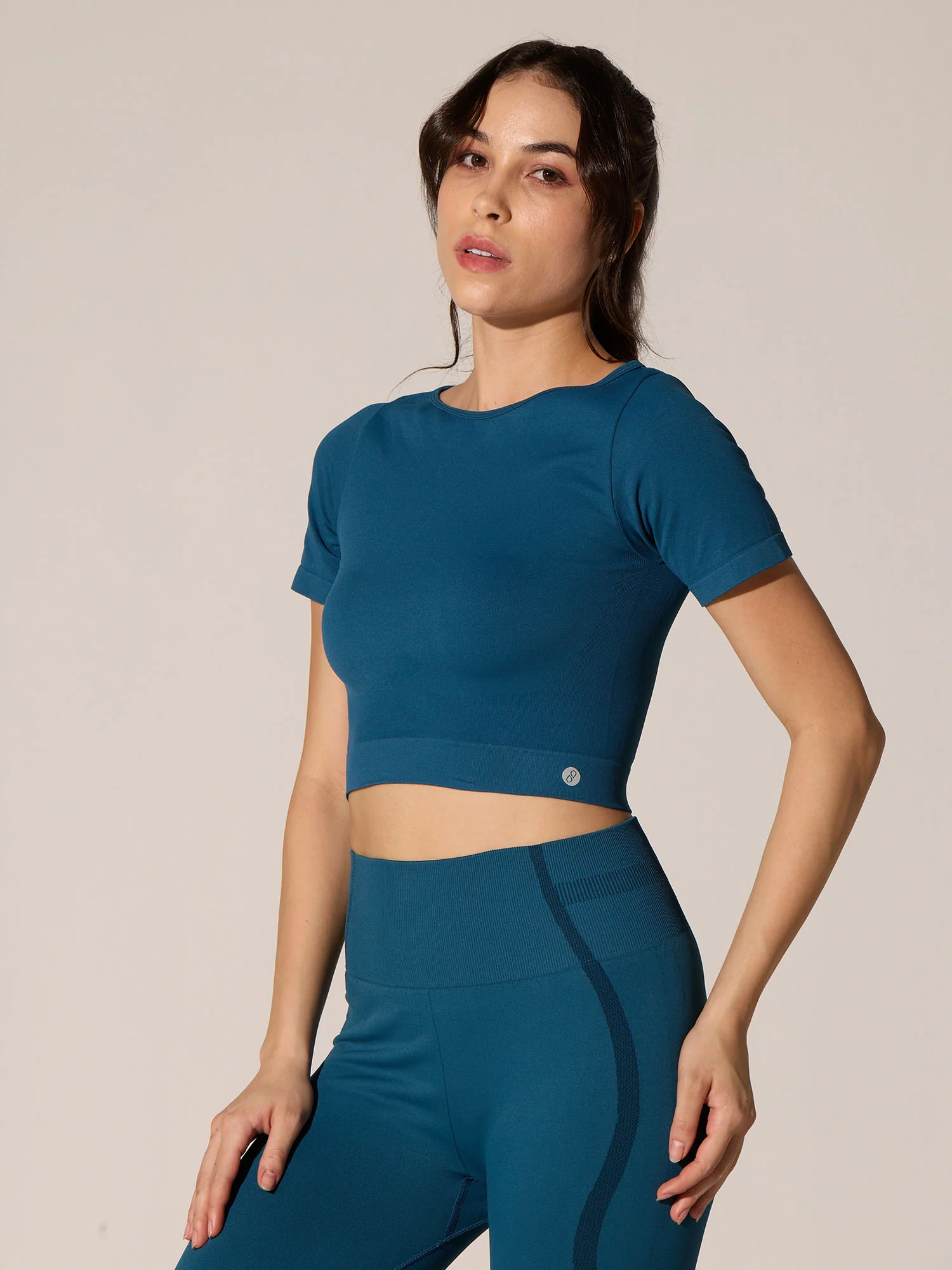 Teal Seamless Sculpt Tee - Image 3