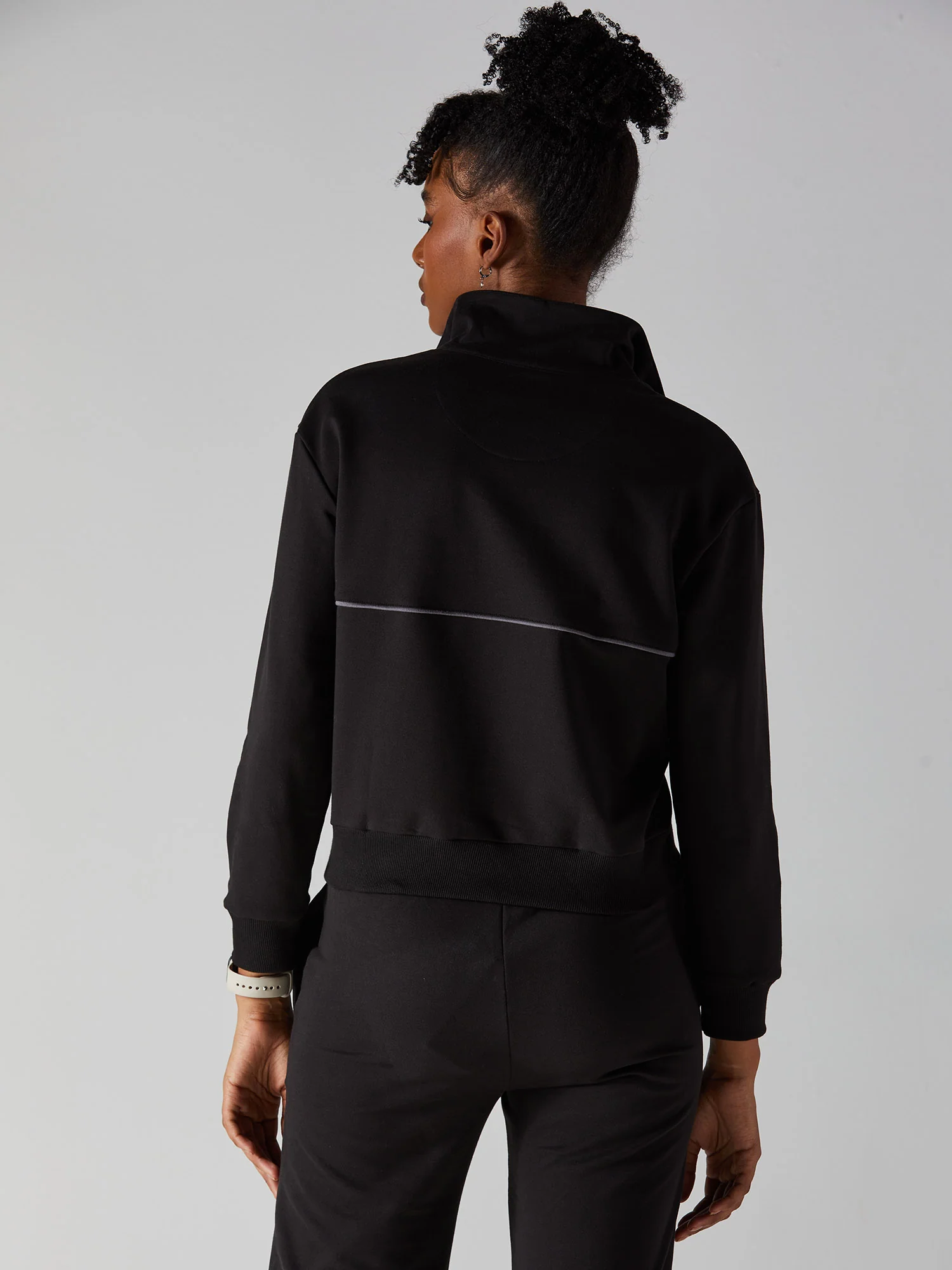 Urban Q-zip Sweatshirt - Image 5