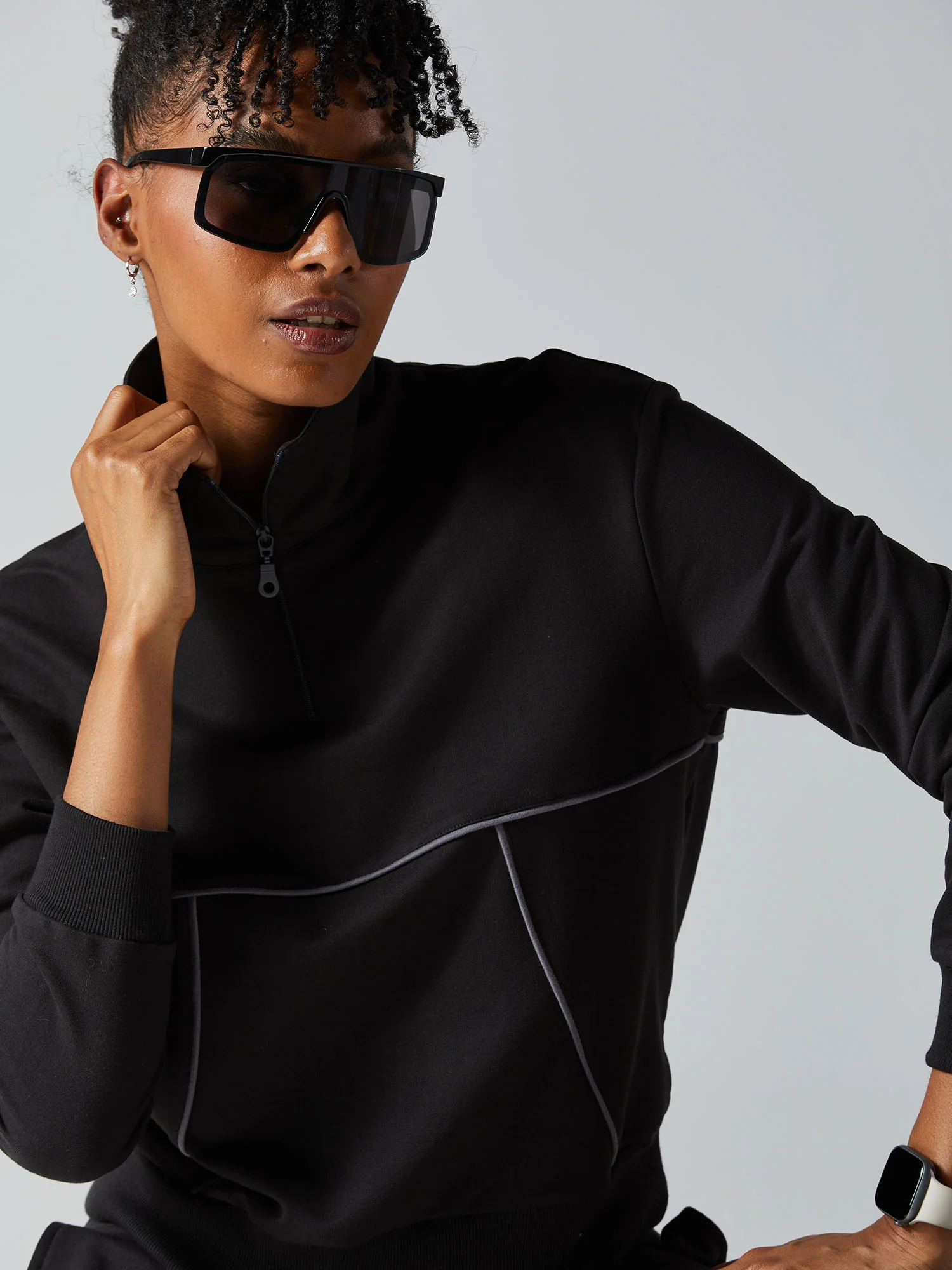 Urban Q-zip Sweatshirt - Image 7