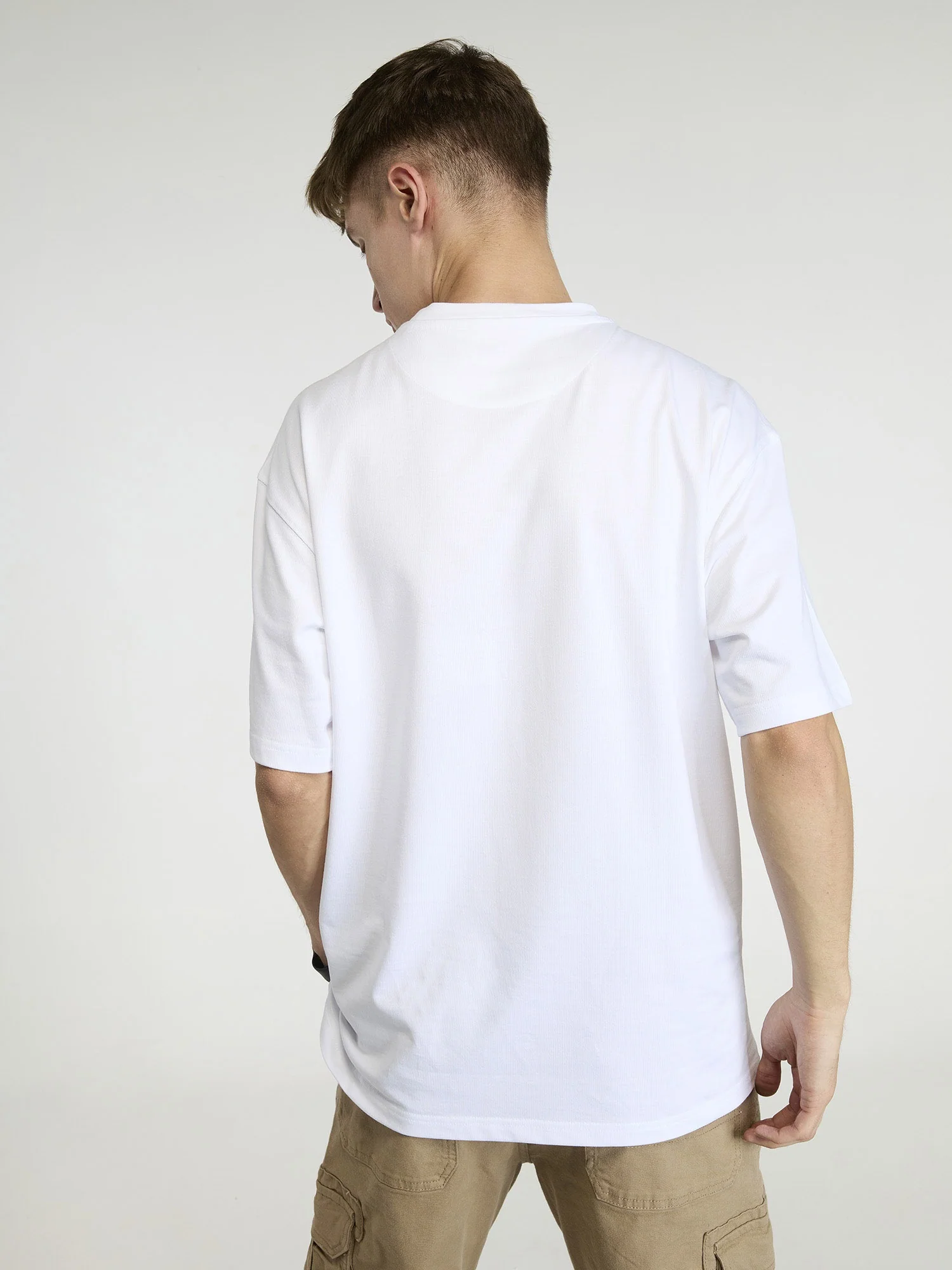 White Tenniscore Oversized Printed Tee - Men - Image 6