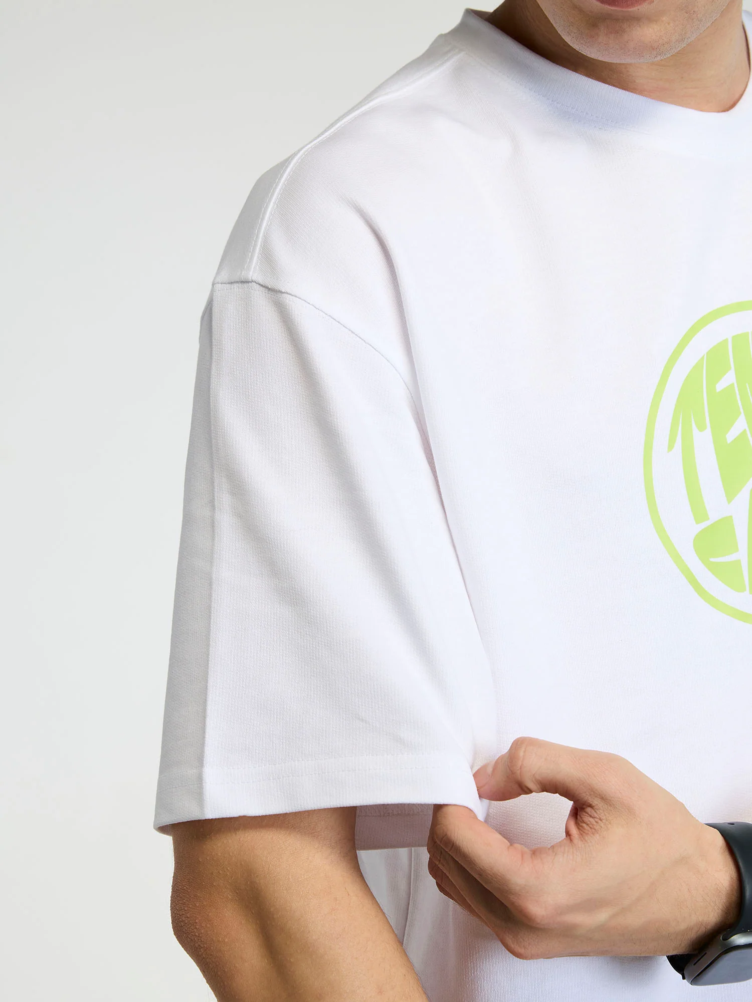 White Tenniscore Oversized Printed Tee - Men - Image 7