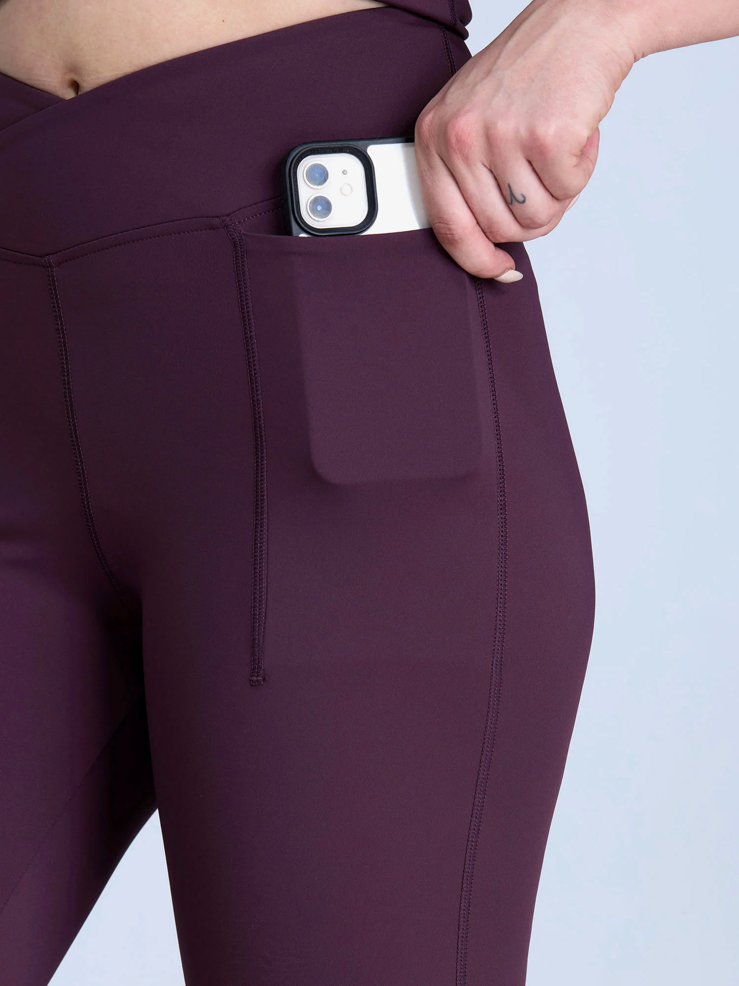 Wine Hourglass Flared Leggings - Image 8